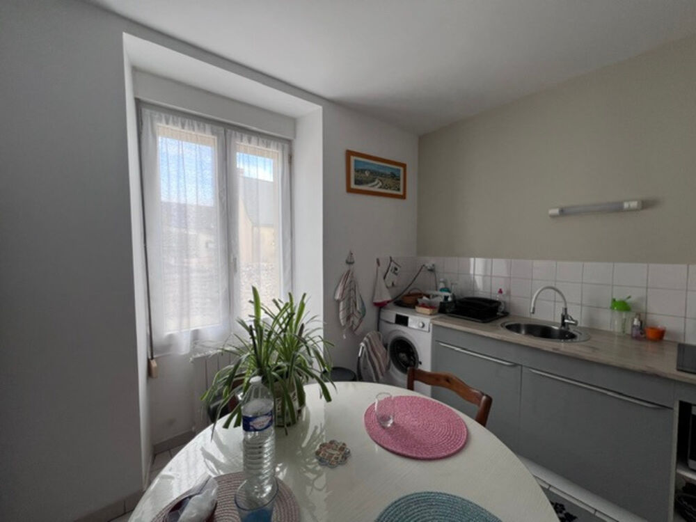 Appartement à louer 3 pièces SEICHES SUR LE LOIR (49)
