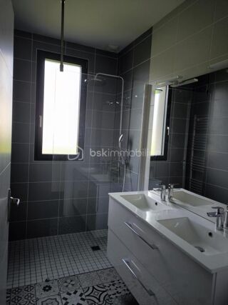  Maison à vendre 6 pièces 123 m²