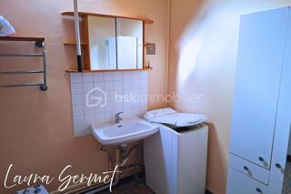  Appartement à louer 3 pièces 61 m²