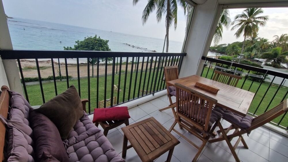 Vente Appartement SUPERBE STUDIO VUE MER PREMIERE LIGNE PLAGE A PIED à LE GOSIER (971) Le gosier