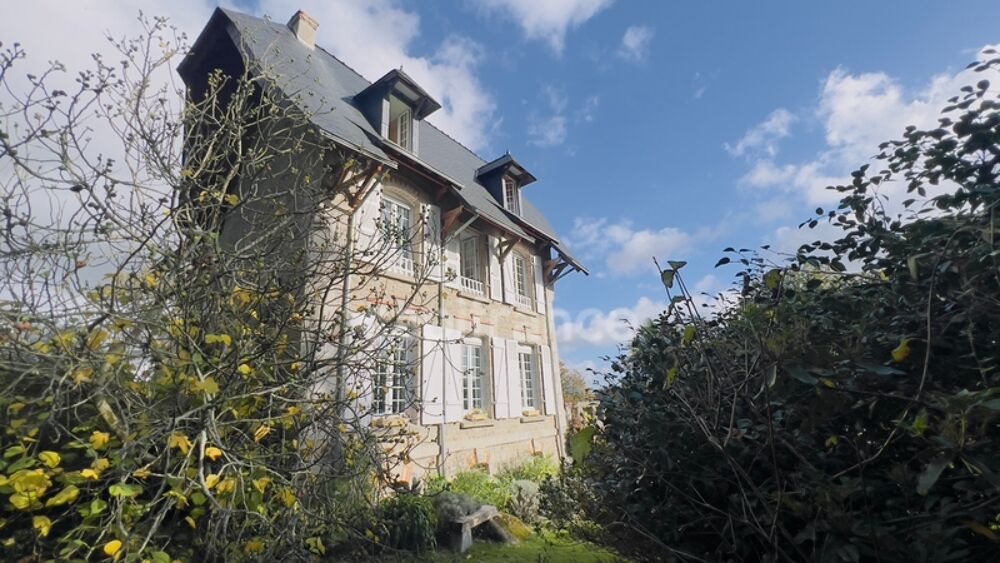 Finistère (29)  À vendre à PONT AVEN - Maison à vendre 6 pièces de 145 m² habitable et 230 m² utile - Terrain de 4 500 m² - Gar