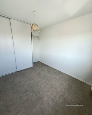  Appartement à louer 3 pièces 66 m²