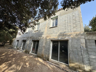  Propriété/château à vendre 4 pièces 201 m²