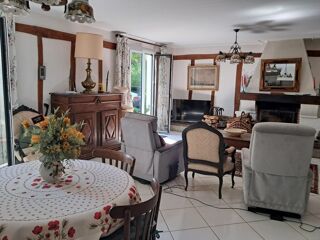  Maison à vendre 8 pièces 244 m²