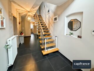  Maison � vendre 7 pi�ces 230 m�