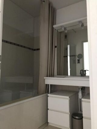  Appartement à louer 2 pièces 45 m²