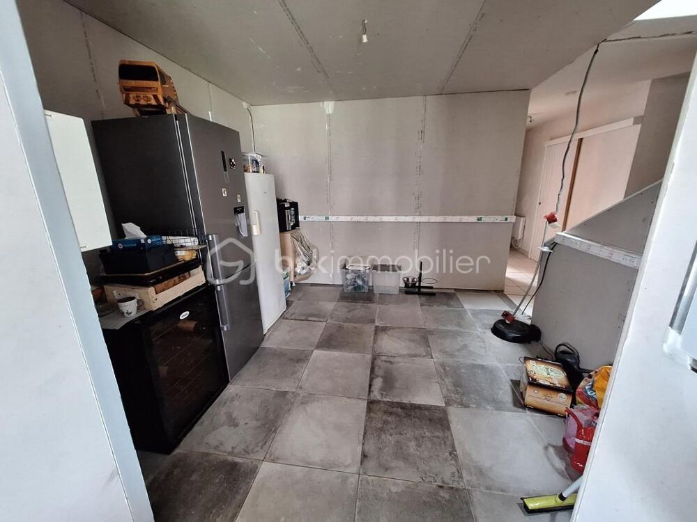 Vente Maison Maison de 169 m² à fort potentiel avec jardin - LE CELLIER (44850) Le cellier