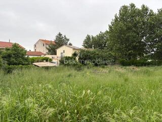  Terrain à vendre 569 m²