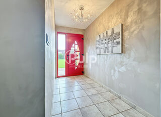  Propri�t�/ch�teau � vendre 8 pi�ces 260 m�