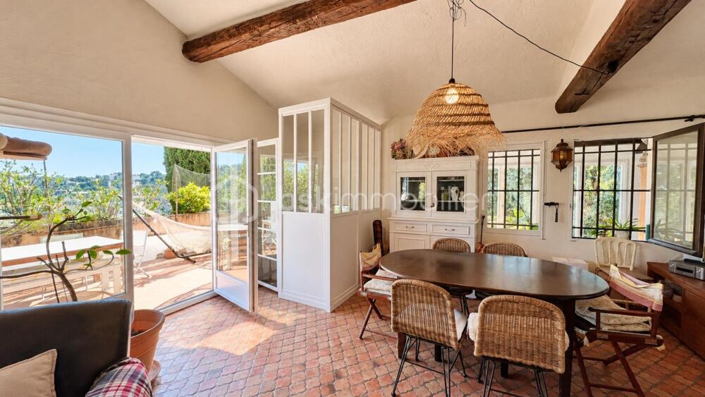 à vendre  Propriété/château La Colle-sur-Loup (06480)