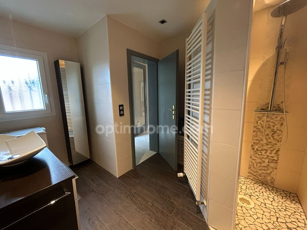 Vente Maison HIRSINGUE, jolie maison mitoyenne, 61m�, 2chambres, sous-sol, jardin privatif, grand garage, pompe � chaleur, aucun travaux. Top Hirsingue