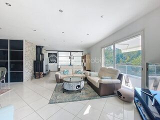  Villa à vendre 8 pièces 230 m²