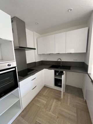 Appartement à louer 3 pièces 63 m²