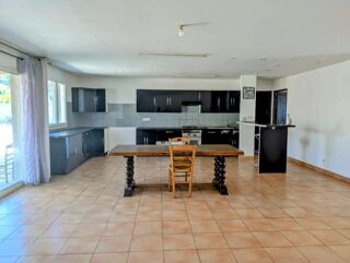  Maison � vendre 9 pi�ces 220 m� Champagnac