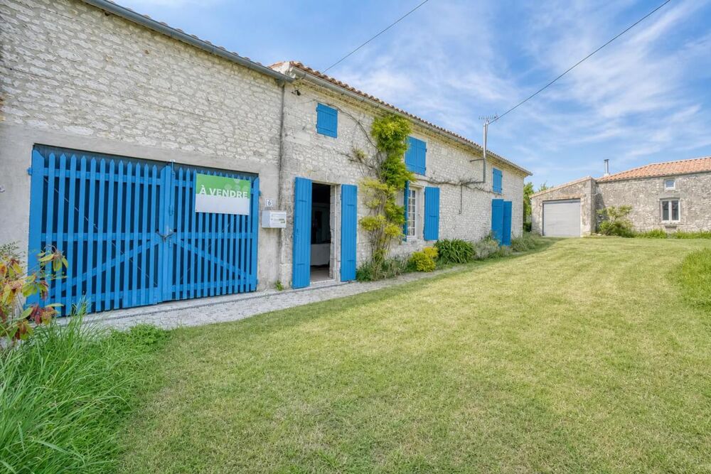 Vente Maison Maison charentaise 185 m² avec piscine Meschers sur gironde