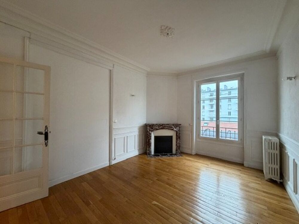 Appartement bourgeois  Vue dégagée  proximité Centre-ville de Saint-Étienne