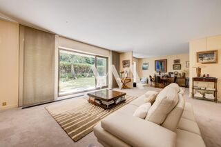  Appartement à vendre 5 pièces 146 m²