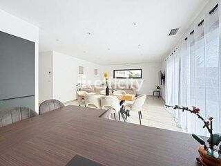  Villa à vendre 5 pièces 142 m²