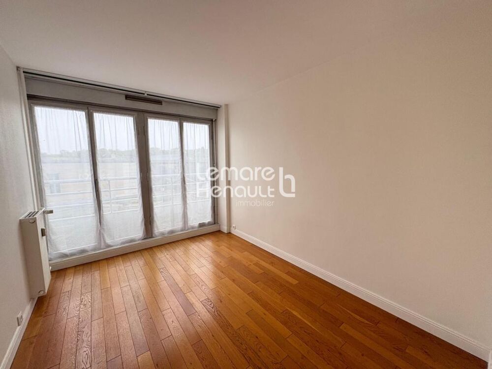 Location Appartement Coeur ville, F3 Résidentiel, Parking et Cave Dreux