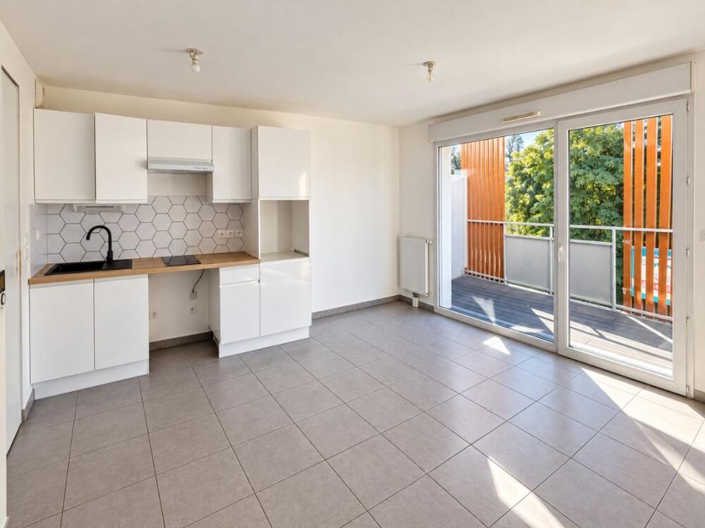 Location Appartement Appartement T2 avec parking et terrasse à NANTES Nantes