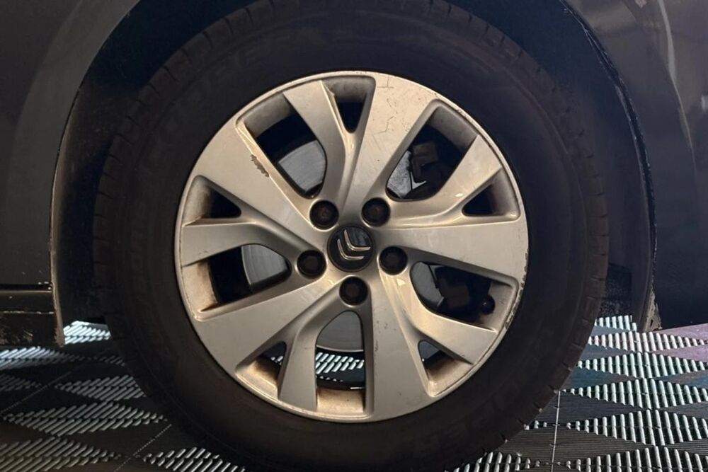 C4 Picasso 1.6 e-HDi FAP S&S 114 cv Business Class 2015 occasion 85190 Venansault