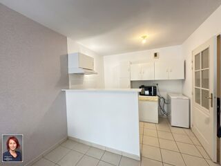Vente Appartement Le Coudray (28630) Investissement locatif : studio loué avec terrasse privative, parking et cave Le coudray
