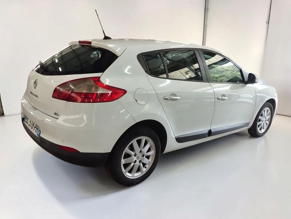M&eacute;gane III 1.5 DCI 105 CARMINAT TOM TOM 2010 occasion 06640 Saint-Jeannet