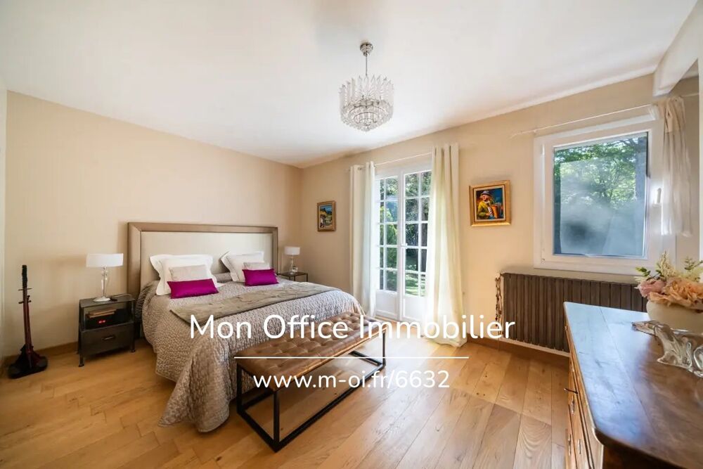 à vendre  Villa Aix-en-Provence (13100)