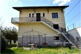  Maison  vendre 8 pices 150 m