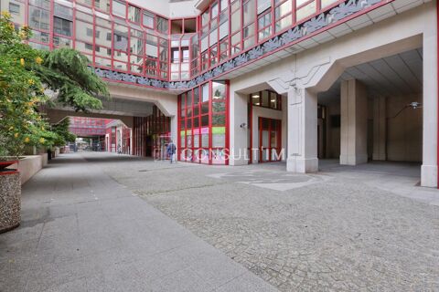   M�tro Glaci�re, � louer, surface de bureaux r�nov�e 