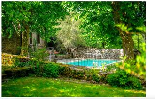  Propriété/château à vendre 8 pièces 369 m²