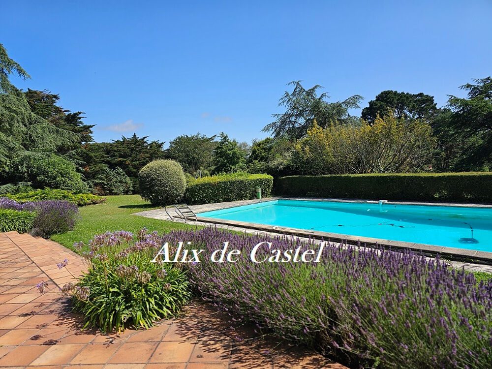 GUERANDE(44350), maison 8 pièces, 263 m²