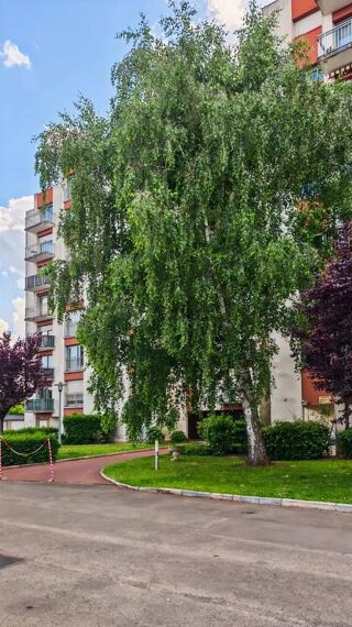 Appartement 4 pièces 84 m² · à La Riche · 84 m² · 219 900 €