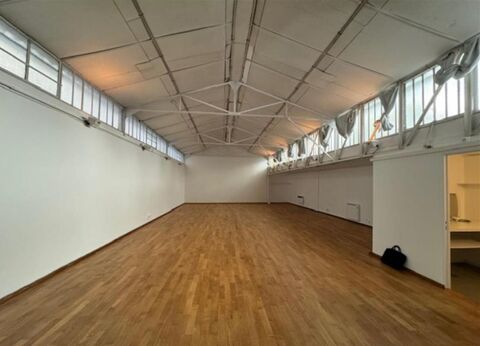 Bureau 1250000 75011 Paris