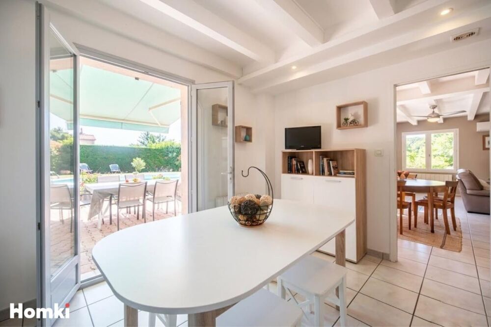 Vente Villa Villa familiale de 150 m² avec piscine à Laiz (01290) - Proche Mâcon, Villefranche et Lyon Laiz