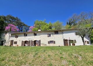  Maison � vendre 10 pi�ces 335 m�