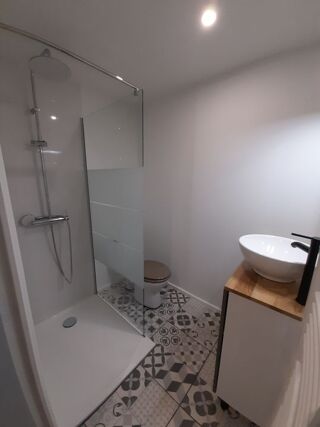  Appartement à louer 2 pièces 37 m²