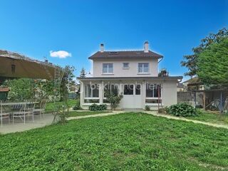 Vente Maison COURTRY – MAISON FAMILIALE DE 157 M² AVEC JARDIN – BEAU POTENTIEL ! Courtry