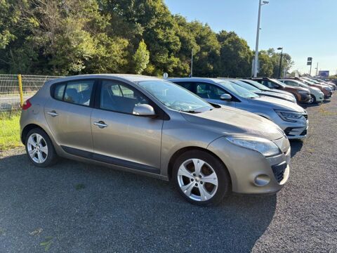 Renault M&eacute;gane III Berline 1.4 TCE Dynamique Euro 5 2011 occasion Sancoins 18600