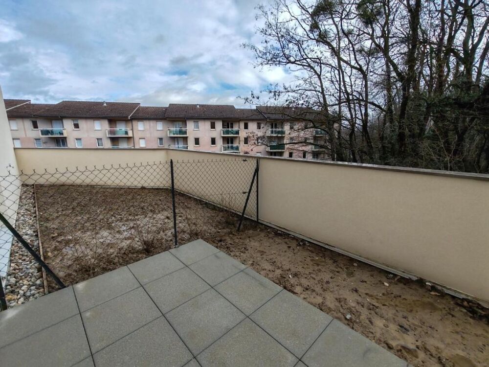 Location Appartement T1 avec terrasse, jardin et parking à VILLEFONTAINE Villefontaine