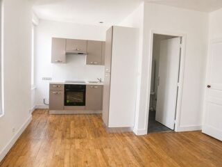  Appartement à louer 2 pièces 36 m²