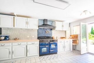  Propriété/château à vendre 8 pièces 450 m²