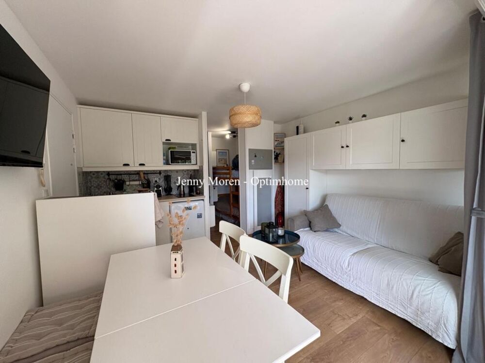 SAINTE-CÉCILE  À 100 M DE LA PLAGE  STUDIO CABINE AVEC TERRASSE