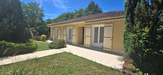 Vente Maison Maison type 6, sur sous-sol semi enterré, double garage, sur un terrain de 965 m² Perigueux