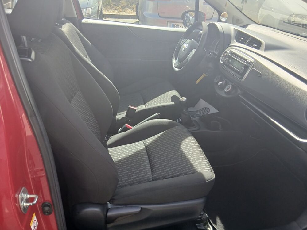 Yaris 3 1.0 VVTi 12V 69 CV 2013 occasion 31570 Lanta