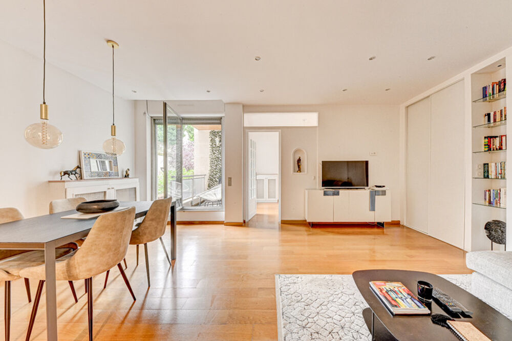 Appartement à louer 2 pièces PARIS 8EME ARRONDISSEMENT (75)