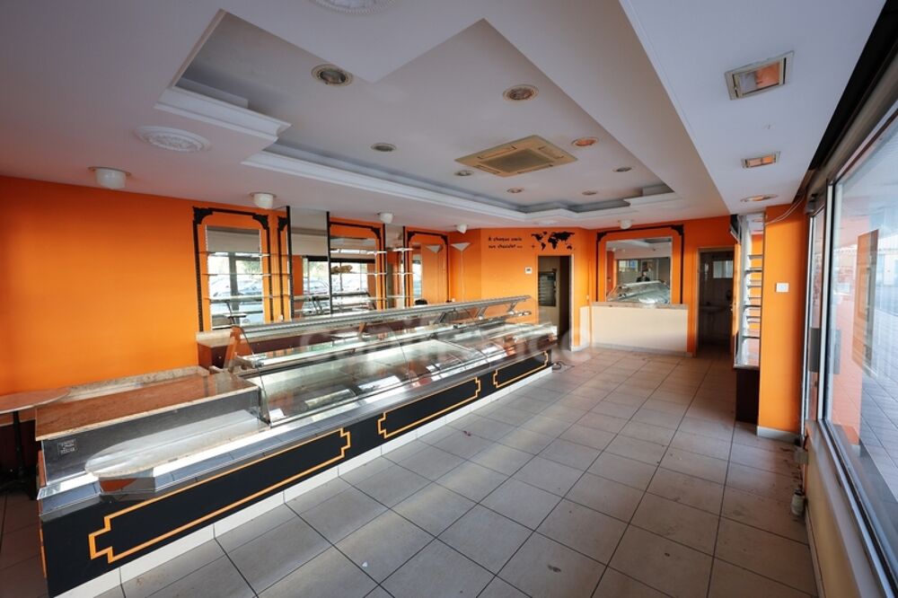   À vendre – Local commercial au cœur du plus grand marché de Poitiers 