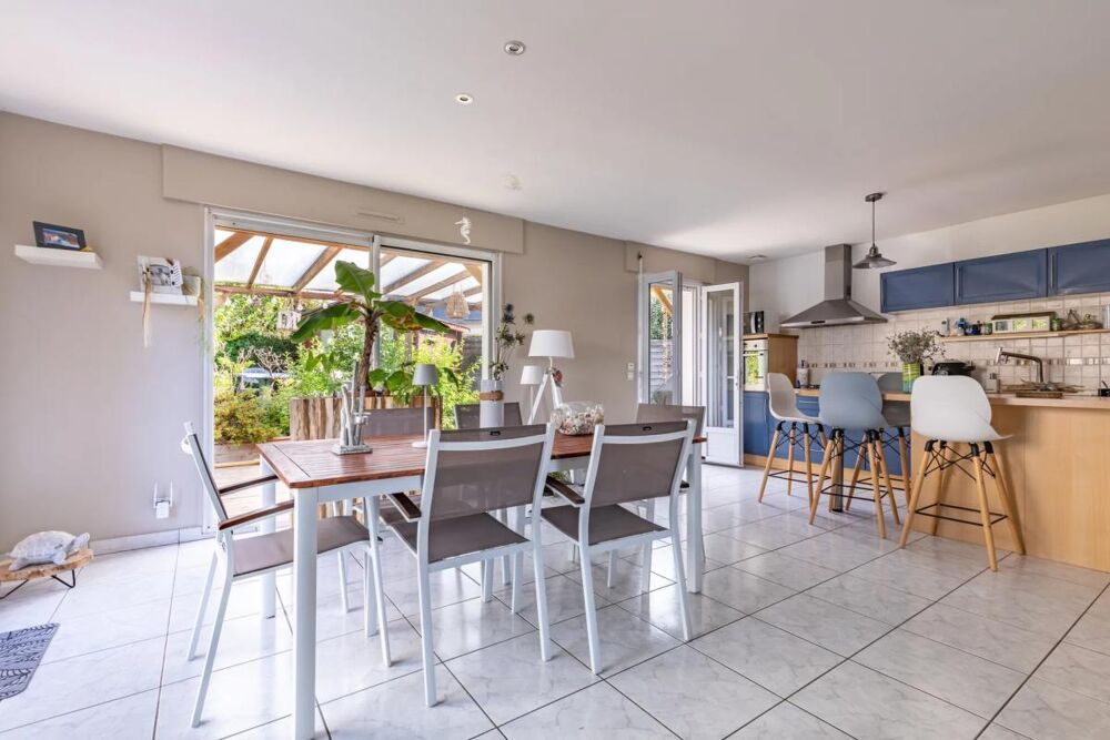Maison plain pied 5 pièces de 101 m² à Thouaré-sur-Loire