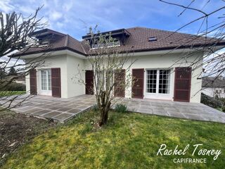  Maison  vendre 8 pices 200 m