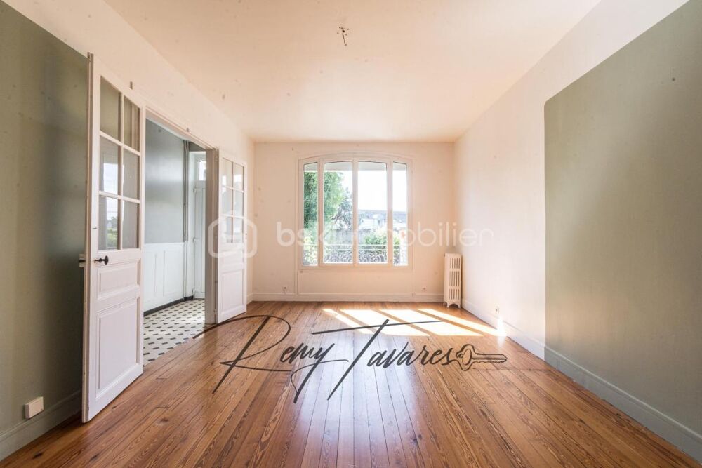 EXCLUSIVITÉ - Elégante Maison en Pierre de Meulière avec Grand Jardin - 5 min à pied de la Gare
